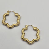 Orecchini hoop fiore